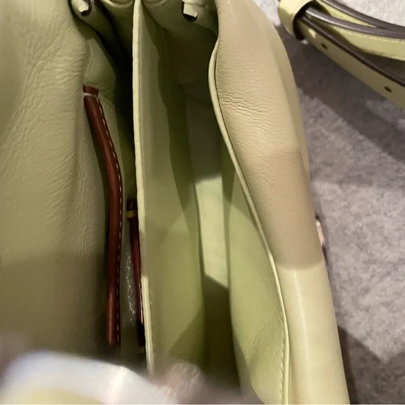 SOLD Coach pillow tabby mini - lime green - Picture 7 of 9